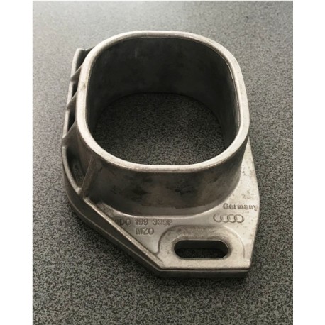 Audi A4 B5 B6 A6 C6 motora kronšteins  8D0199335P AEB, 1Z, AFN, AFF, AHU