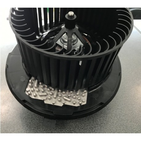 Audi A3 03- ventilators salona ar klimata...