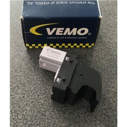 VW Golf 03-09 slēdzis durvju logu VEMO 7L6959855B