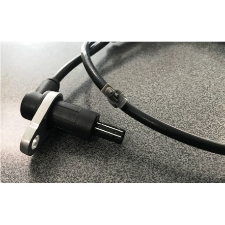 Nissan Almera tino 00-05 ABS Devējs  Aizmugurējais Labais  47900-4U000, 47900-4U060,