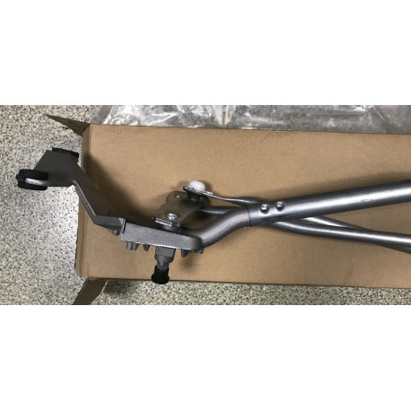 MITSUBISHI OUTLANDER 06-12 Logu tīrītāja mehanisms ZV 8251A031