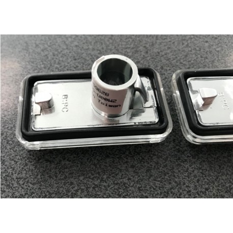 Audi 100 80 B4 Vw Golf pagrieziens spārnā balts komplekts 2gab 161949101 161949117