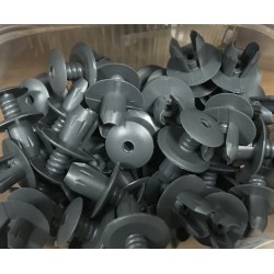 Aud VW kniede plastmasas melna 701867299, 70186729901C, C10033 50351T