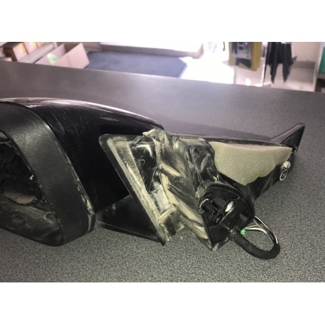 VOLVO V70 III spogulis kr.  8vadi lietots 30734886