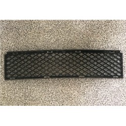 BMW E65 reste bamperī vidējā, lietota 51117135573