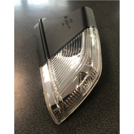 Škoda Octavia 05-08 pagrieziens spogulī R ar apgaismojumu 1Z0949102D