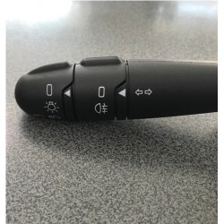 Opel Vivaro, Renalt Stūres statnes slēdzis 7701048912, 4410524 2