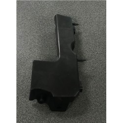 Audi A4 05- bampera stiprinājuma kronšteins R 8E0807284E 2