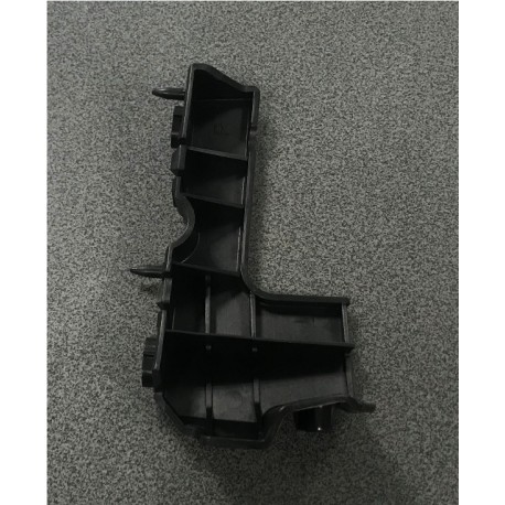 Audi A4 05- bampera stiprinājuma kronšteins R...