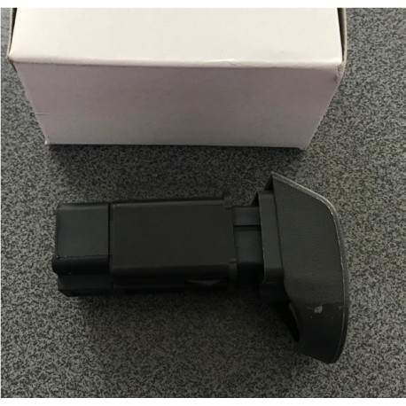 RENAULT  Kangoo 98-02 slēdzis avarijas 7700308821