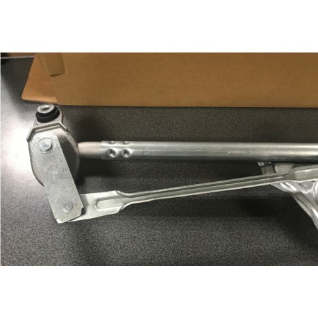 Mitsubishi Outlander 03-07 logu tīrītāja mehānisms priekšas bez motoriņa MR971836