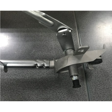 Mitsubishi Outlander 03-07 logu tīrītāja mehānisms priekšas bez motoriņa MR971836