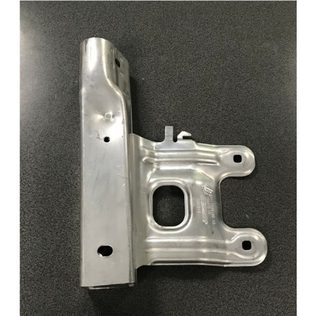 BMW F20 F21 F22 F23 F30 F31 pr bampera kronšteins R 51117266194