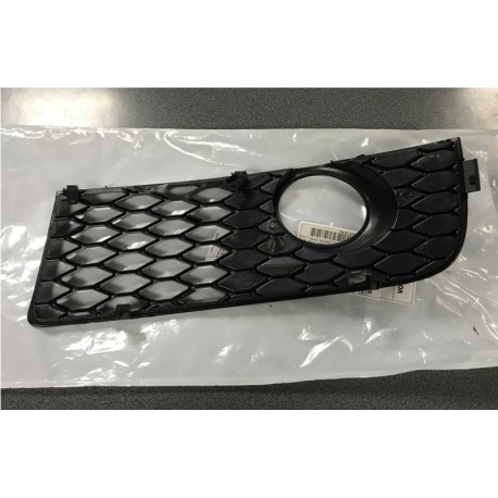 Audi A4 B6 S4 reste bamperi R 8E0807682C