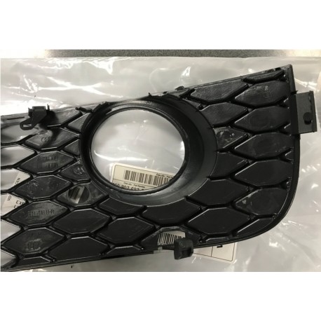 Audi A4 B6 S4 reste bamperi R 8E0807682C