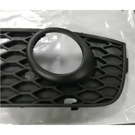 Audi A4 B6 S4 reste bamperi R 8E0807682C