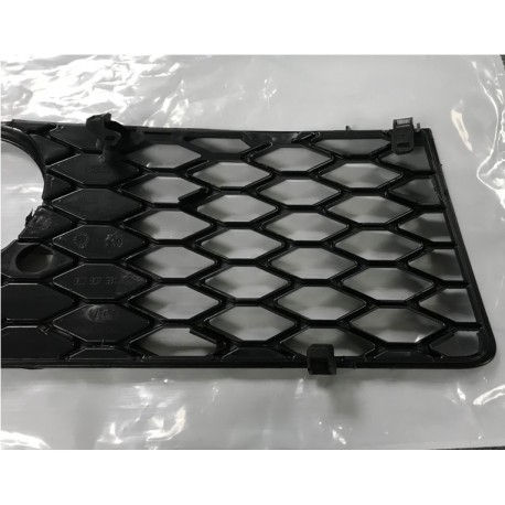 Audi A4 B6 S4 reste bamperi R 8E0807682C