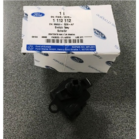 Ford Focus 98 - dzesēšasnas sistēmas slēdzis 1112112