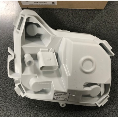 Audi A4 05- aizmugures luktura spuldzes turētājs L stūris, AVANT 8E9945257B