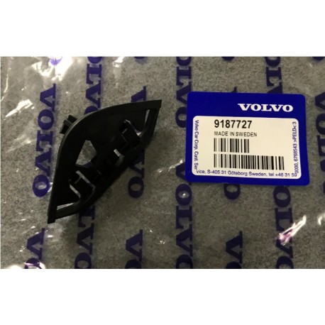 Volvo S70, V70, V70 XC bākas vāciņa stiprinājums 9187727