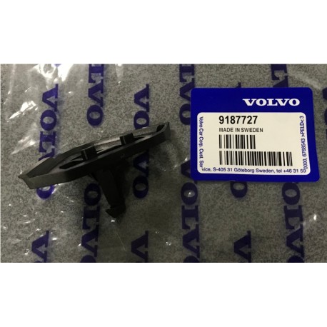Volvo S70, V70, V70 XC bākas vāciņa stiprinājums 9187727
