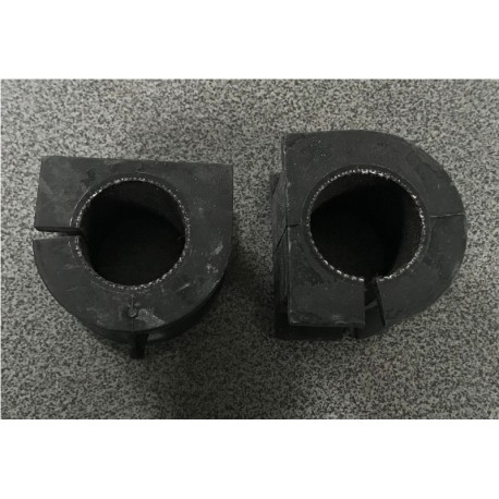 MITSUBISHI LANCER OUTLANDER priekšējās Stabilizatora bukses  2gab CVM-17 CTR, MN100250