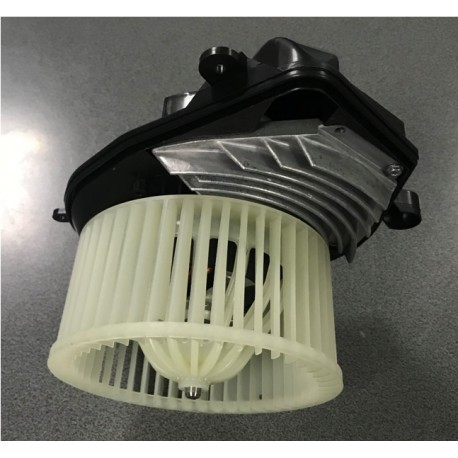 VW Passat Salona ventilators NRF NRF34009, 8D1820021B, 8D1820021