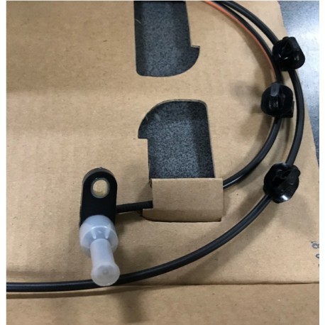 Toyota Hilux 15- priekšējais abs sensors R 895420K080