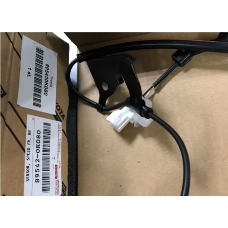 Toyota Hilux 15- priekšējais abs sensors R 895420K080