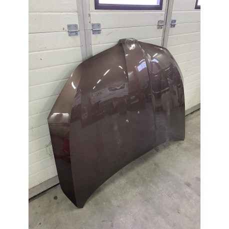 Škoda Octavia 2019g motora pārsegs, lietots ir mazs defekts