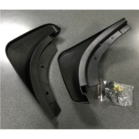 Audi A4 08- Dubļu sargi aizmugurējie komplekts 8K0075101