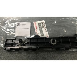 Toyota Avensis T27 aizmugures bampera stiprinājums R 52575-05061 2