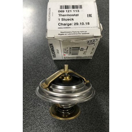 Audi A6 C3 C3 200 100 termostats 069121113