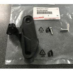 Toyota Avensis 08-11 luktura remonta stiprinājums Lh 81194-05030