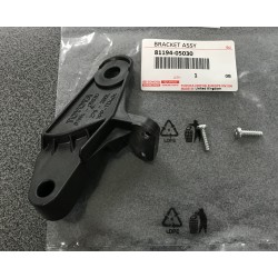 Toyota Avensis 08-11 luktura remonta stiprinājums Lh 81194-05030 2