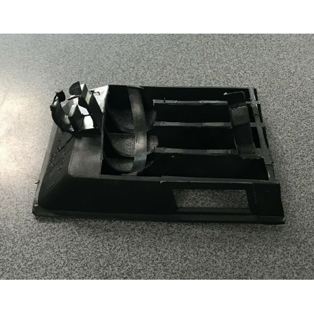 Audi 100 91-94 reste bamperī mazā ar miglas...