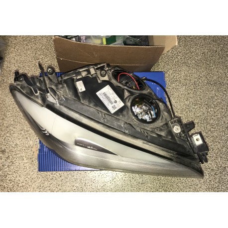 BMW F01 08-15 priekšējais R lukturis Bi-Xenon, D1S, H3, H8 ECE 63117228428, Lietots