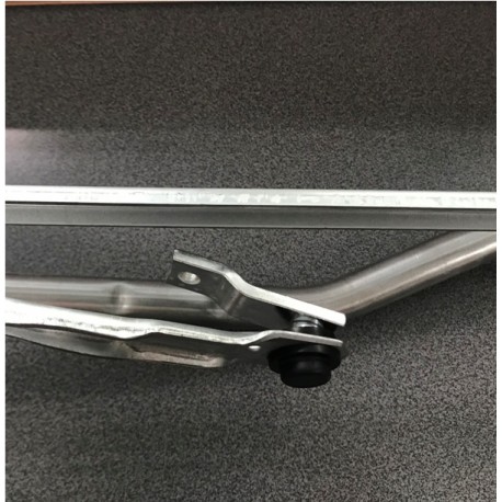 Audi A6 04- logu tīrītāja mehānisms priekšas...