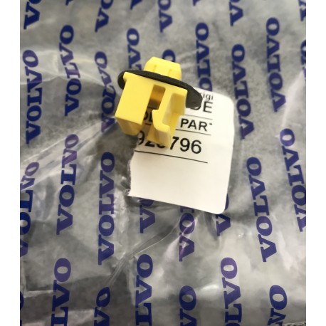 Volvo klipsis 30870550