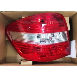 Mercedes W164 05-07 aizmugures lukturis L  Depo, 1648200164