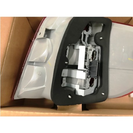 Mercedes W164 05-07 aizmugures lukturis L...