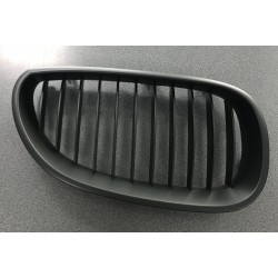 BMW E60 03-10 reste melna R 51137065702