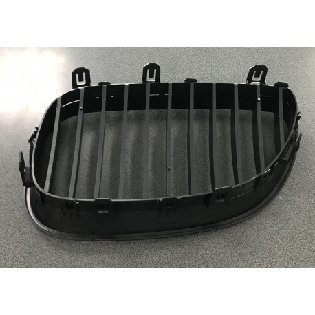 BMW E60 03-10 reste melna R 51137065702