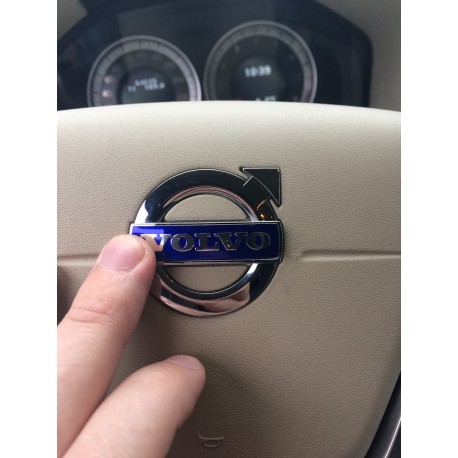 Volvo stūres emblēma Izmēri 46x10.5mm 31467395