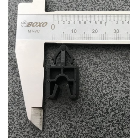 Caurules turētājs Quick Brake QXC