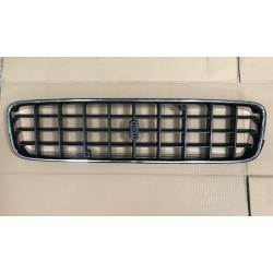 Volvo XC90 02- radiatora reste hroms/pelēks 8620641