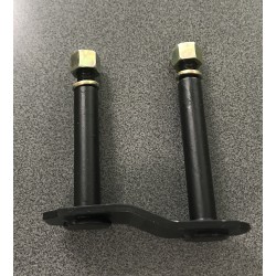 Mitsubishi L200 PAJERO MONTERO atsperlāgu stiprinājums MB110494, MB110496