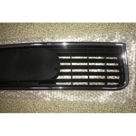 AUDI A4 01-04  radiatora reste, 8E0853651B