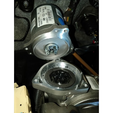 KIA SPORTAGE, SORRENTO, HYUNDAI  i20, i30, i40 Stures sistēmas remonta kompl. 563152K000FFF