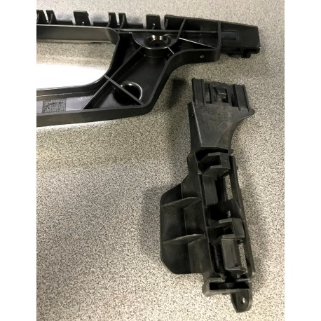 AUDI A5  08-17 COUPE CONVERTIBLE aizmugures bampera kronšteins L 8T0807571